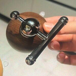 Godinger Silver and Brown Grooming Tool